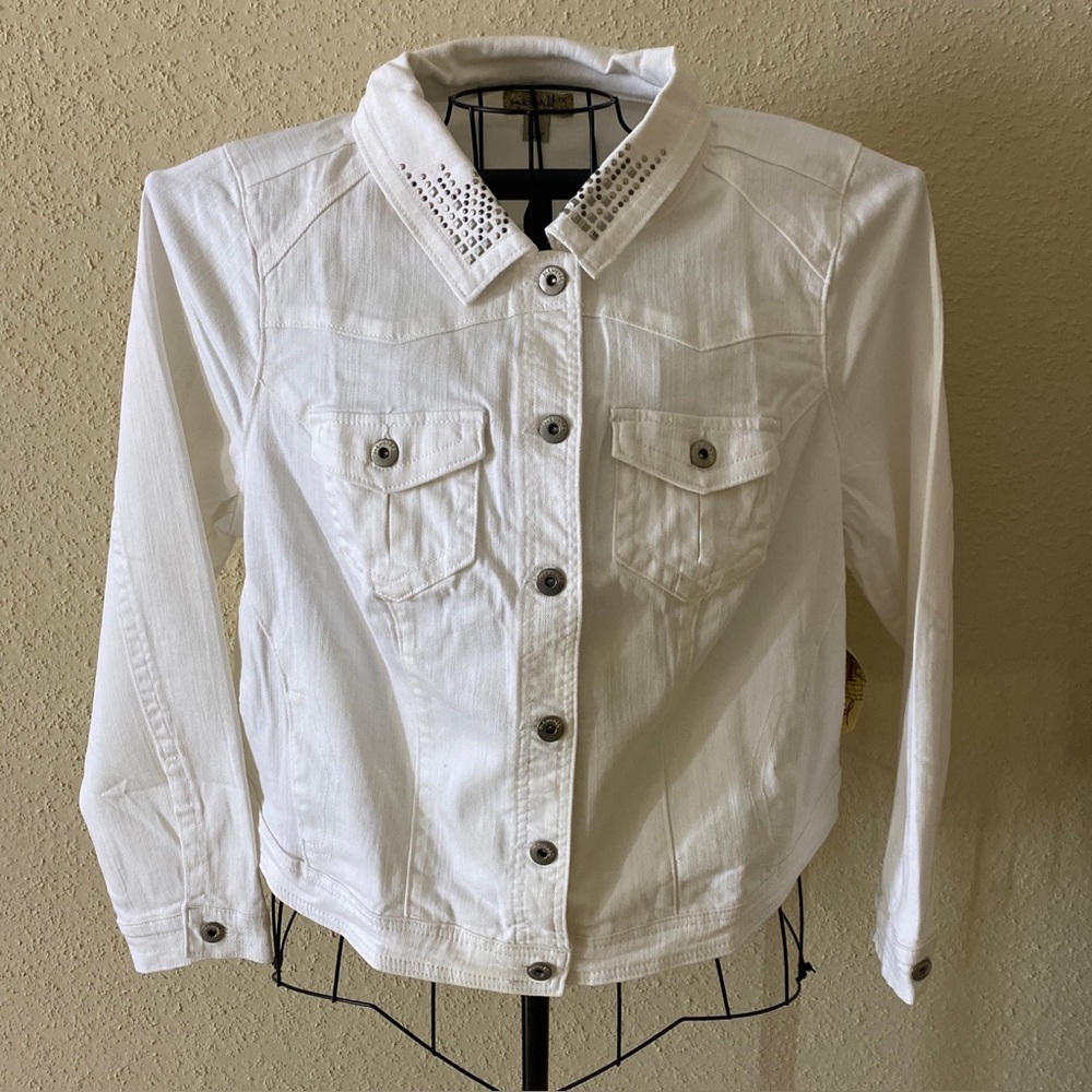 One World White Denim Long‎ Sleeve
Button Jean Jacket 1X